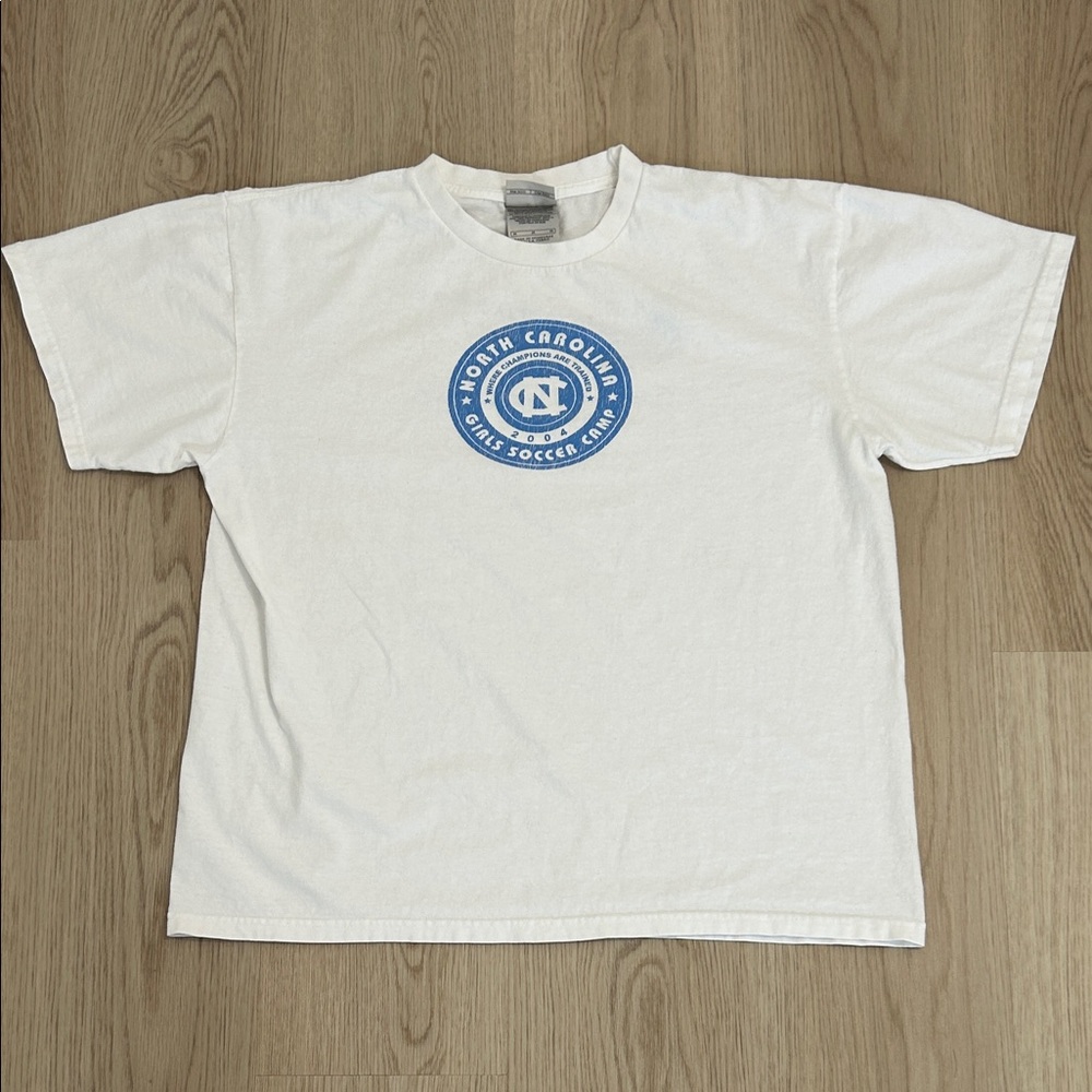 Y2K University of North Carolina white soccer T-Shirt Medium